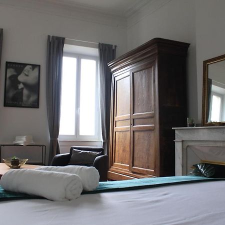 Apartamento Paul Sabatier-T1-Vue Sur Jardin-Luxe-Wifi-Fi-Velo Castelnaudary Exterior foto